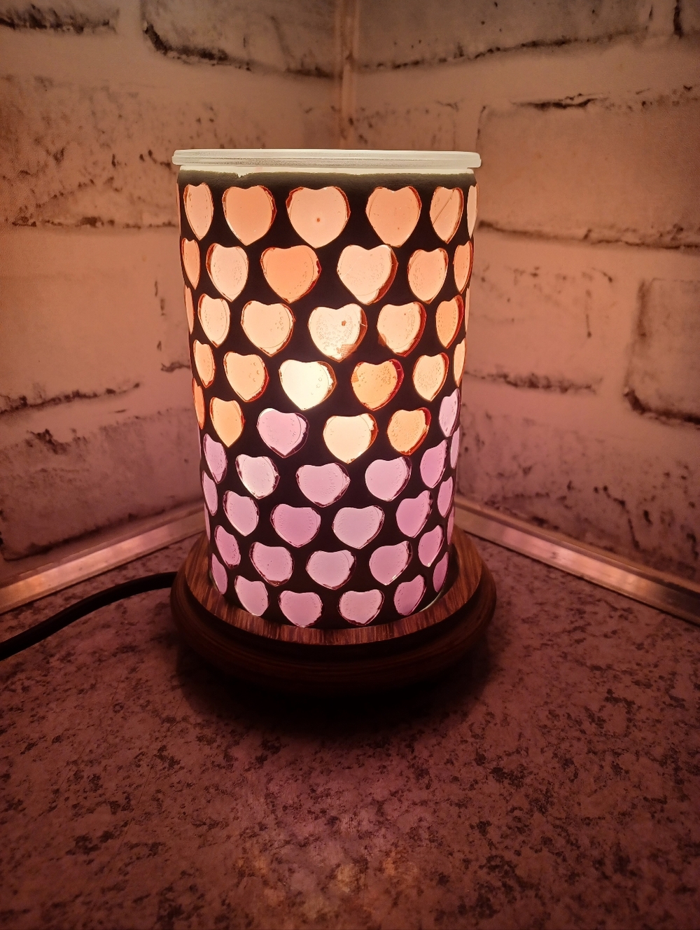 Ombre Hearts Simmering Lights Wax Warmer Pink Zebra Woodgrain base warms oil